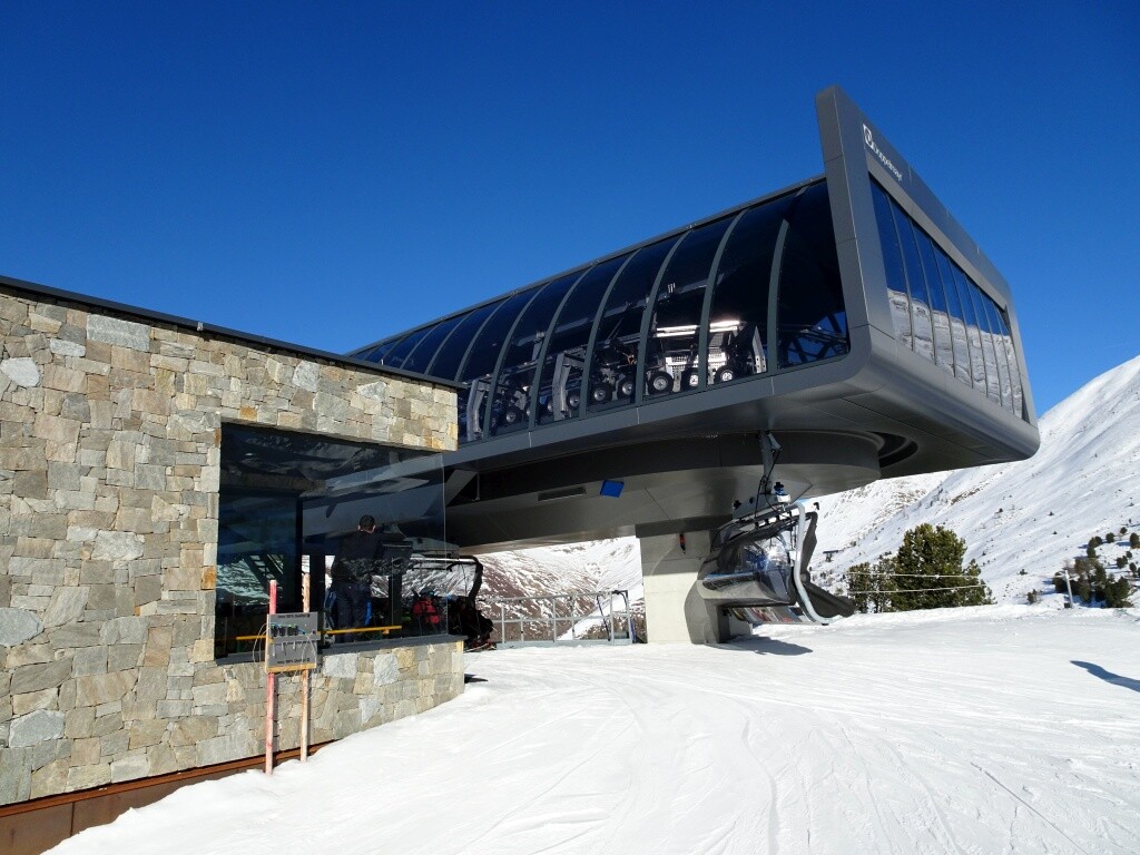 31e 6Bubble Goldsee Bergstation.jpg