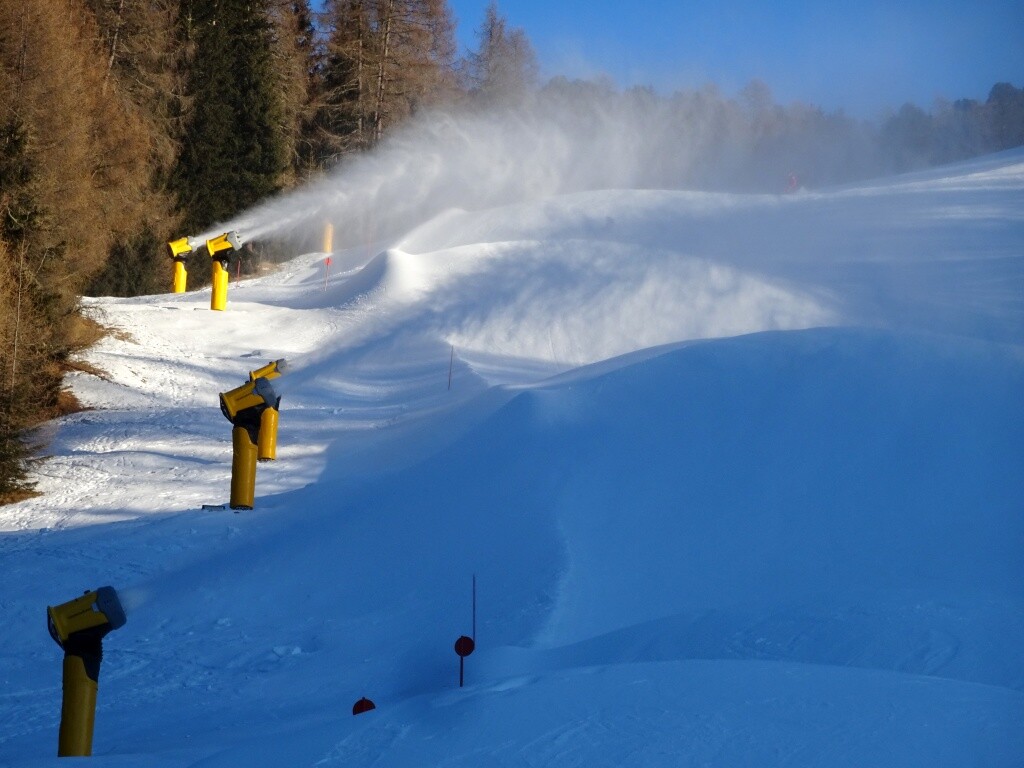 58 Schneekanonen.jpg