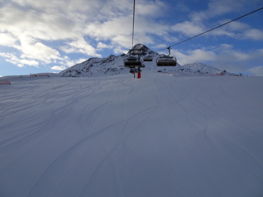 09 6Bubble Joch Strecke - was eine Autobahn.jpg
