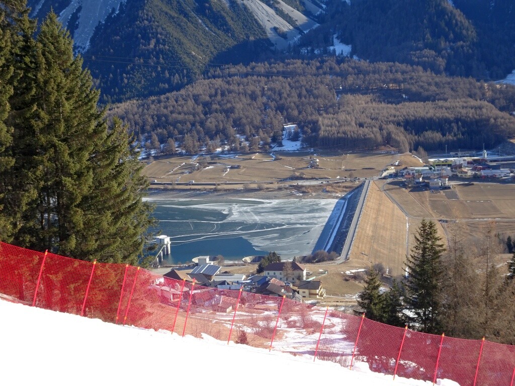 47 Blick auf den Reschensee.jpg