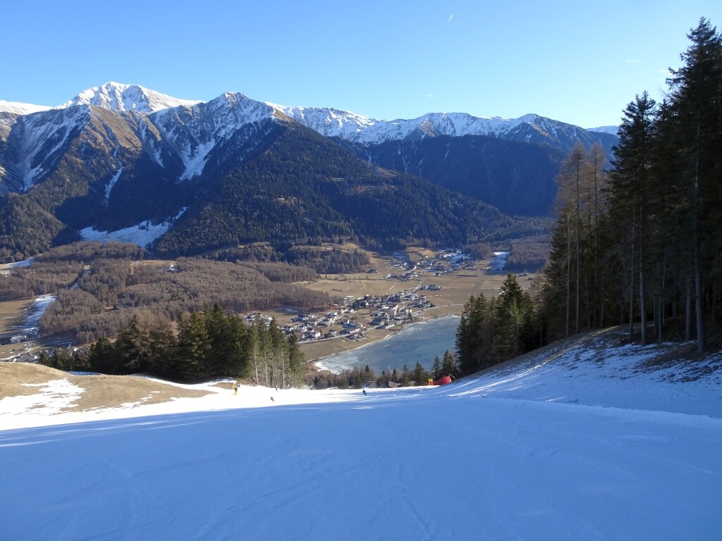 63 Piste 10 Haideralm Tal mit Haidersee.jpg