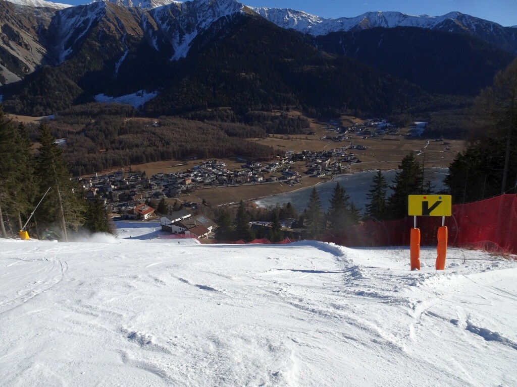 64 Piste 10 Haideralm Tal - hier wurde wohl die letzten Jahre was an der Piste geändert.jpg