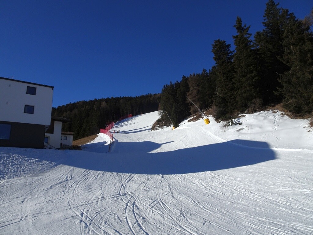 65 Piste 10 Haideralm Tal, sehr schöne Abfahrt, leider teils etwas eisig.jpg