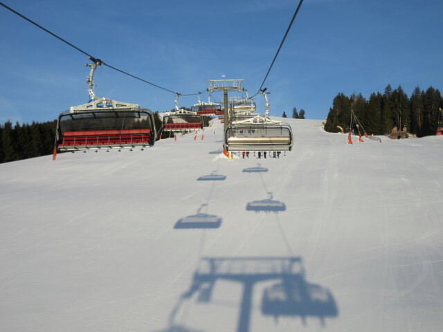 8-CLD-B Glockner, darunter die Glocknerwiese