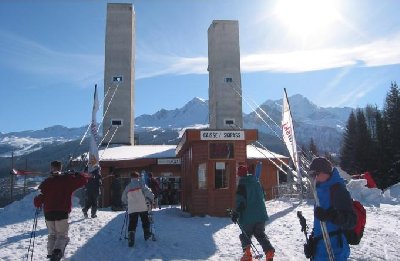 118-Station Les Coches des Vanoise Express klein.JPG