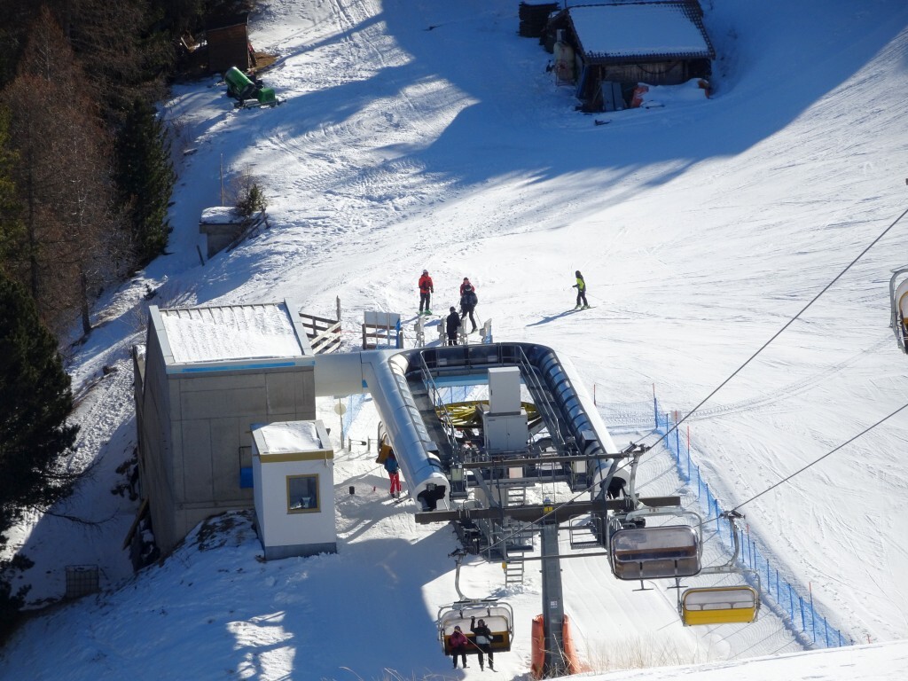 21 Talstation der oberen Bahn.jpg