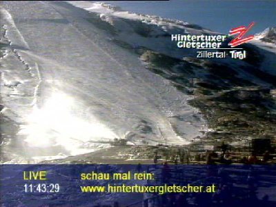 Blick auf Ende vom TFH Hang mit Schneekanone