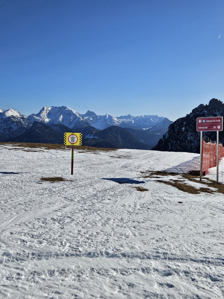 Auch die netten Pisten 2 und 3 noch zu wenig Schnee