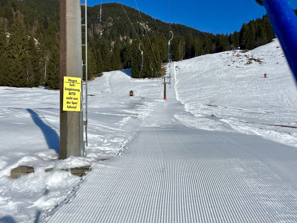 Raubachlift um kurz vor dreiviertel Zwei - offensichtlich erster Fahrer des Tages...