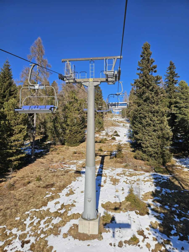 Rechts im Bild ist noch die Trasse des Vorgänger-Schlepplifts zu erkennen.