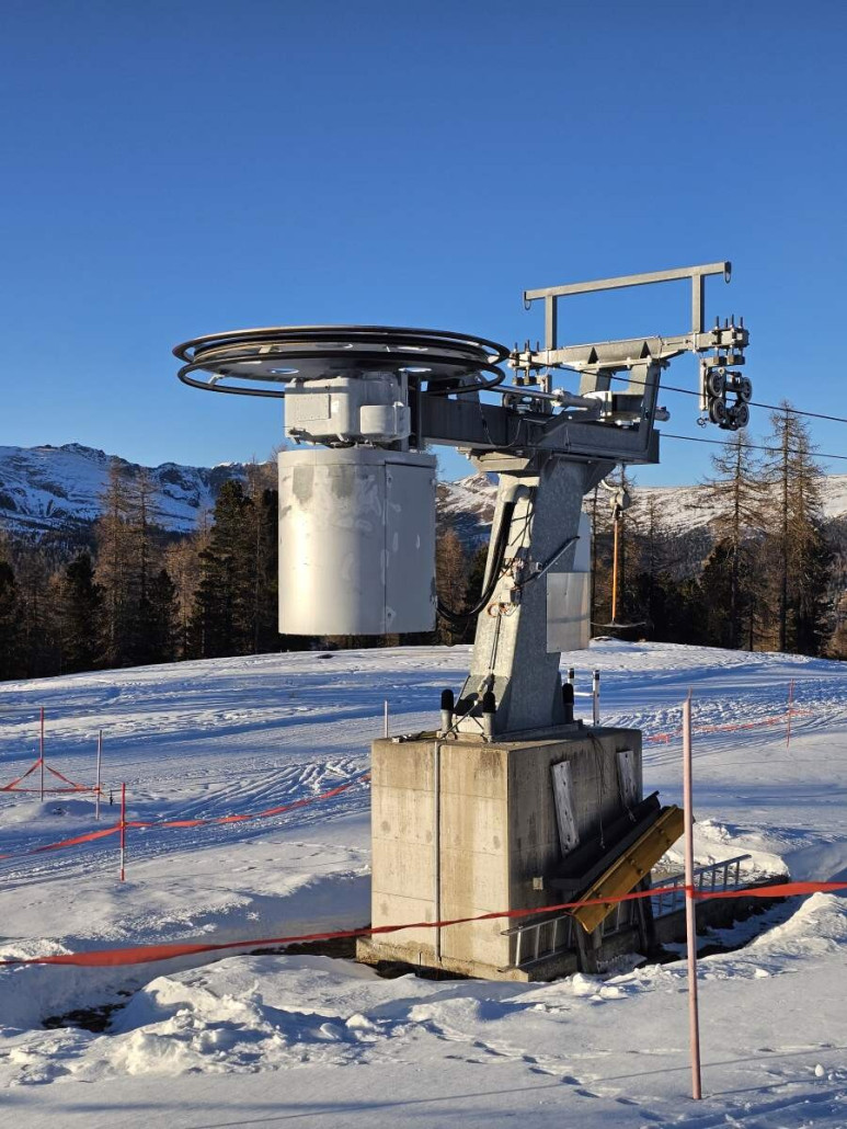 DM-Standard, nur der hohe Betonblock ist etwas außergewöhnlicher :D