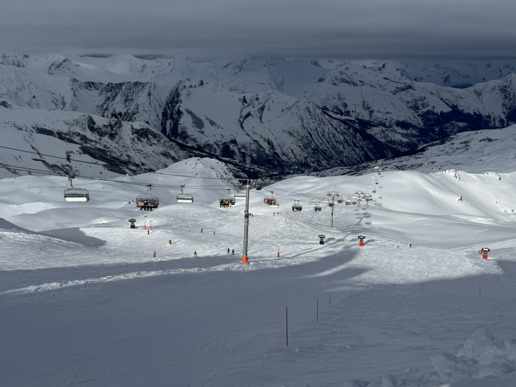 6KSB Granges mit Abfahrt Grand Lac