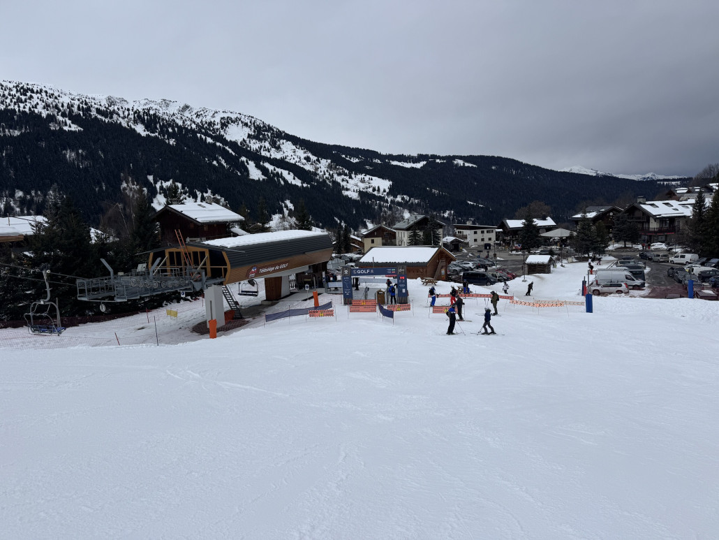 4 KSB Golf startet in Meribel 1400