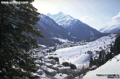 Blick über Nasserein, St. Anton zum Rendl