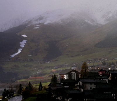 Blick von Bugnei nach Dieni-Milez, 12.11.2006, 11.40 Uhr