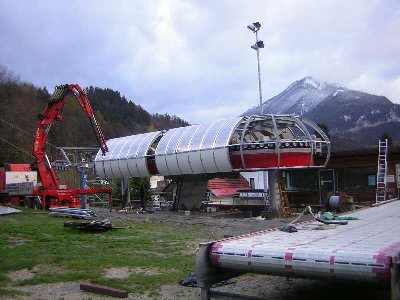 Talstation und LkW mit die erste Klemmen