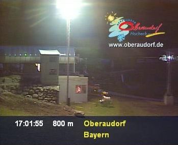Die Station bei Nacht