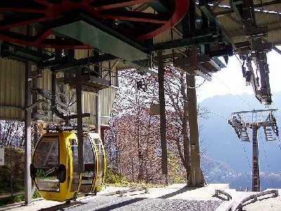 Bergstation ist eine DSB Station von Leitner.