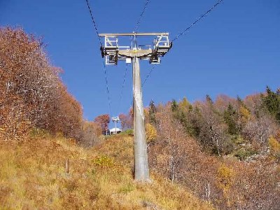 Stützen sind auch von einer Leitner Anlage.