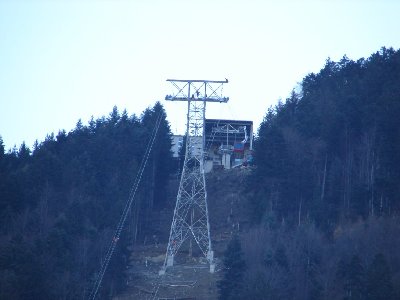 Arbeiten am Masten und Station