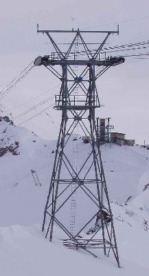 Zweite Sektion die Luftseilbahn Hohtäli-Stockhorn. Ebenfalls Von Roll