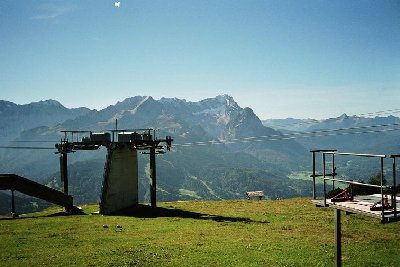 rechts fährt man ab zum gipfellift