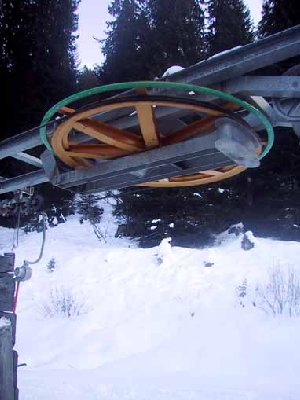 Talstation Schwendilift, enge Seilführung