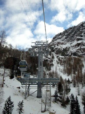 Unteres Ende der Rettugseilbahn