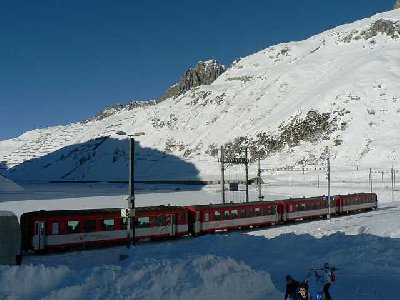 Station Oberalp Passhöhe auf 2030m