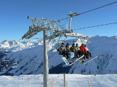 Nochmals. Hab lange gewartet bis 6auf einem Sessel war.