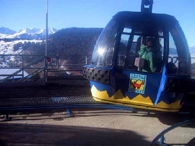 Gondel in der Mittelstation