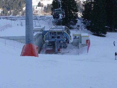 Talstation Sessel Lift.jpg