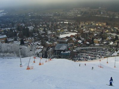 Schlusshang der Talabfahrt an der Planai