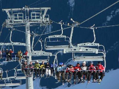 6KSB. Hab bissl mit dem 12fach Tele gespielt.