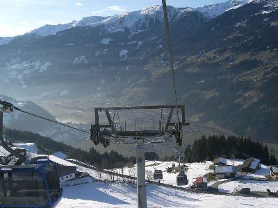 Talfahrt mit Achterbahn.jpg