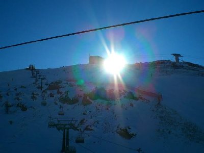 Bergstation PB Col dei Rossi im Gegenlicht