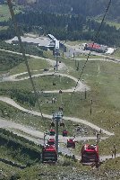 Schönjochbahn, Die Garage ist in der Mittelstation. Einfahrt ist von oben.