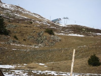 Blick von der Munggä Hütte zur Schabellbergstation - hier kamen Skifahrer runter