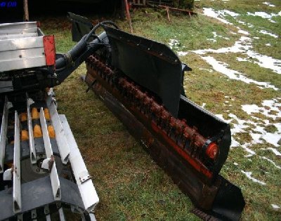 Schlegelfräse am Prinoth Big turbo