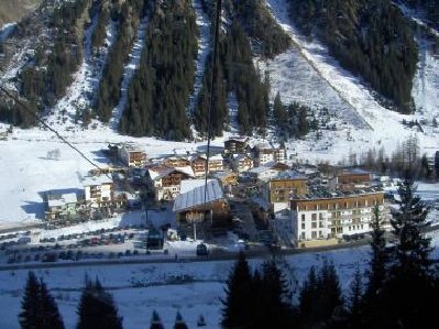 klRIFFELSEE BLICK INS TAL.JPG