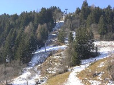 Trasse der Hochalbahn von der Talstation aus gesehen. Rechts die &amp;quot;angezuckerte&amp;quot; Talabfahrt