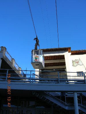 Heute allerdings ohne Kinder....dafür mit Müll und leeren Bierfässern ^^