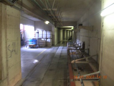 So, Nachmittags war Sight-Seeing angesagt. Die Dorfbahn von Serfaus sollte man mal gesehen haben....Technik Waagner-Biro und Oits glaub ich.