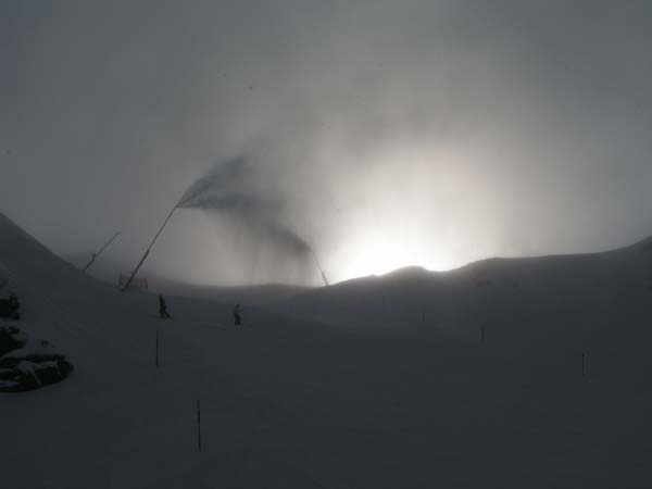 Schneefall, vorerst aus den Lanzen