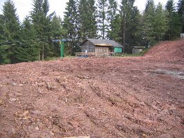 bergstation nach grabarbeiten für die neue hütte