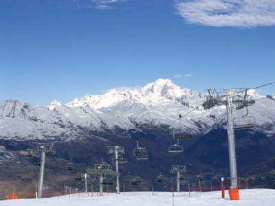 Liftkreuzung im Paradiski (oberhalb Les Coches) - Schneegrenze oberhalb von 1600 m!