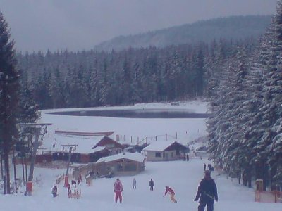Der große Beschneiungsteich an der Brembergklause