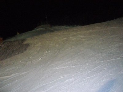 Hier oben war es griffig bis eisig, im Steilteil pulvrig oder eisig,danach Griffig und zum schluss wurde es sulzig- alles dabei.