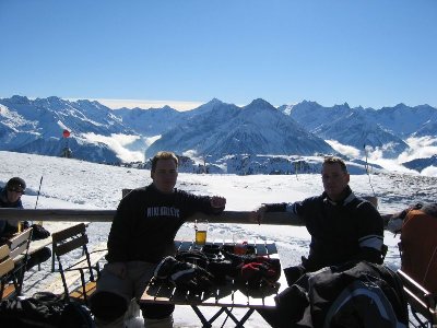 Pause am Horberg<br />Blick Richtung Filzenkogel/Ahorn