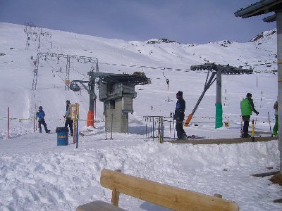 Doppelschlepplift zum Piz Cartas, hier wäre mal ein Sessellift sehr schön